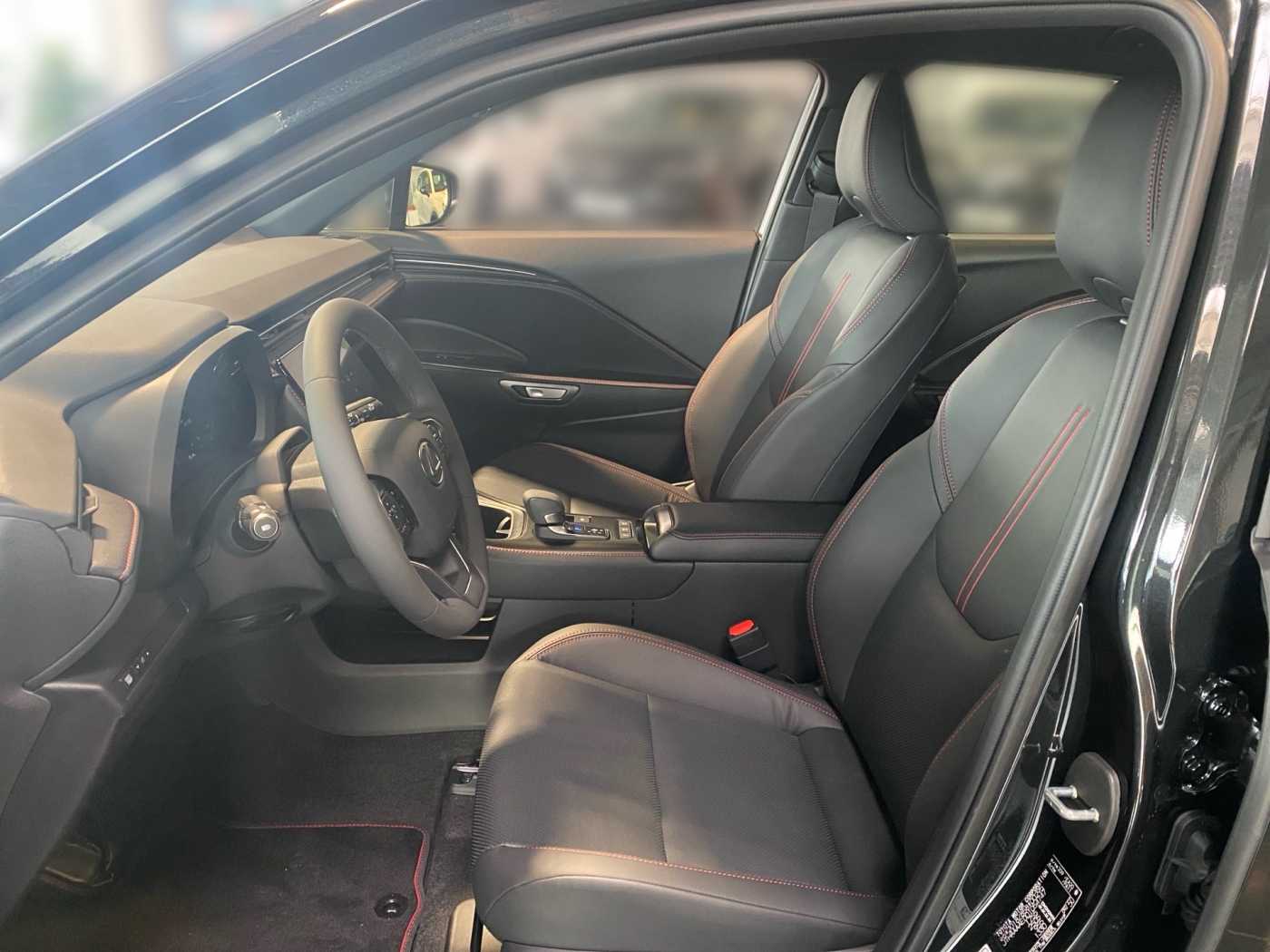 LEXUS LBX 1.5 Hybrid Elegant Black Edition Technologie, LEXUS LBX 1.5 Hybrid Elegant Black Edition Technologie,